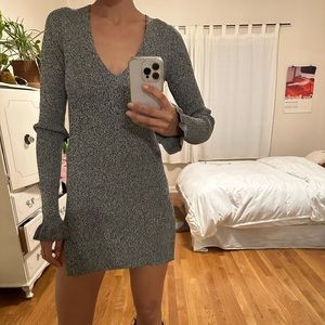 Theory tunic sweater size small